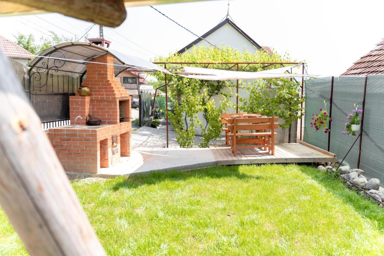 La Fanar Guesthouse Curtea de Argeş Екстериор снимка