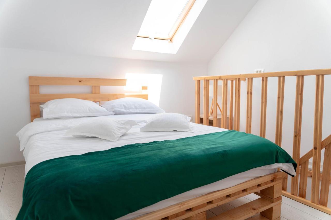 La Fanar Guesthouse Curtea de Argeş Екстериор снимка